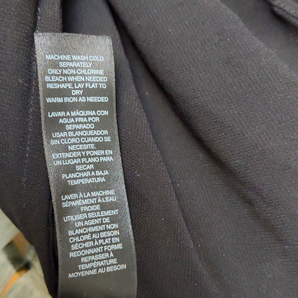 White House Black Market Flutter Sleeve Blouse Size XS - Picture 9 of 10